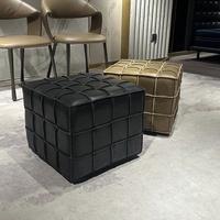 Tabouret Rubik's Cube Tabouret de canapé en cuir Tabouret de dressing en cuir de vachette écologique Chaise à langer pour salon