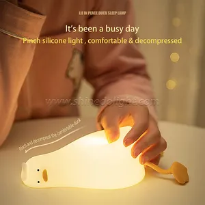 Luz LED regulable de silicona para guardería, iluminación de noche con forma de pato