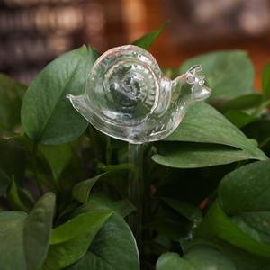 Globes d'arrosage en verre soufflé à la main, autonomes pour les plantes d'intérieur et d'extérieur, fabriqués à partir de matériaux sains et respectueux des plantes - Product Image 4