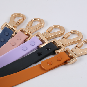 OKEYPETS-Correa de <span class=keywords><strong>collar</strong></span> de perro bonito de color puro con hebilla de anillo en D, conjunto de correa de collares de perro impermeable manos libres personalizado - Product Image 3