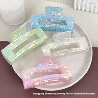 QIYI Grande pince à cheveux rectangulaire en acrylique de haute qualité, motif requin tendance, design mignon pour filles, taille personnalisée, vente chaude pour le quotidien des femmes