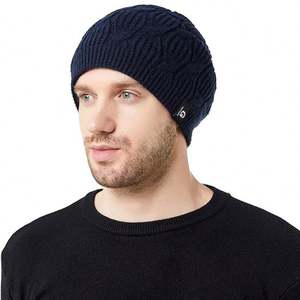 Vente en gros de bonnets tricotés d'hiver à la mode Chapeau unisexe en acrylique pour garder la chaleur avec doublure en peluche - Product Image 2