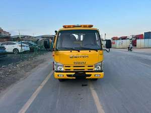 Camión Grúa y Remolque ISUZU Usado, Diésel, 6 Ruedas, 120 HP, 5 Toneladas, para Emergencias en Carreteras - Product Image 2