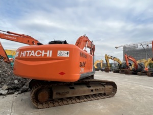 Excavadora Usada de Segunda Mano, Maquinaria para Movimiento de Tierras HITACHI ZX210 en Venta - Product Image 4