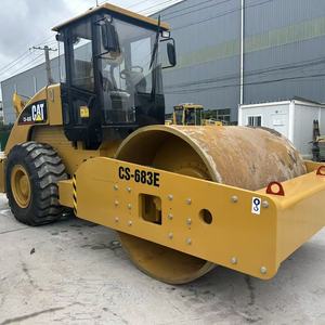 รถบดยาง CAT CS683E มือสองจากญี่ปุ่น แบบลูกกลิ้งเดี่ยว สำหรับบดอัดแอสฟัลต์ กำลัง 129 กิโลวัตต์ พร้อมปั๊มดีเซล ราคาดี - Product Image 3