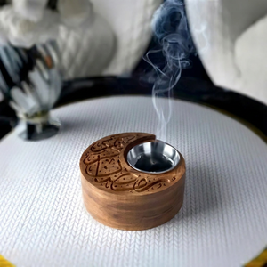 Brûleur d'encens en bois de santal fait main avec design de calligraphie arabe, usage religieux, écologique, décoration d'intérieur toute saison - Product Image 1