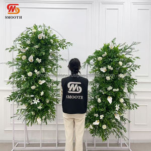 Camino de Mesa de Flores de Seda Verde Lirio Hecho a Mano por LEDA, Suave para Bodas, Eventos, Fiestas, Día de San Valentín, Fiesta de Cumpleaños - Product Image 2