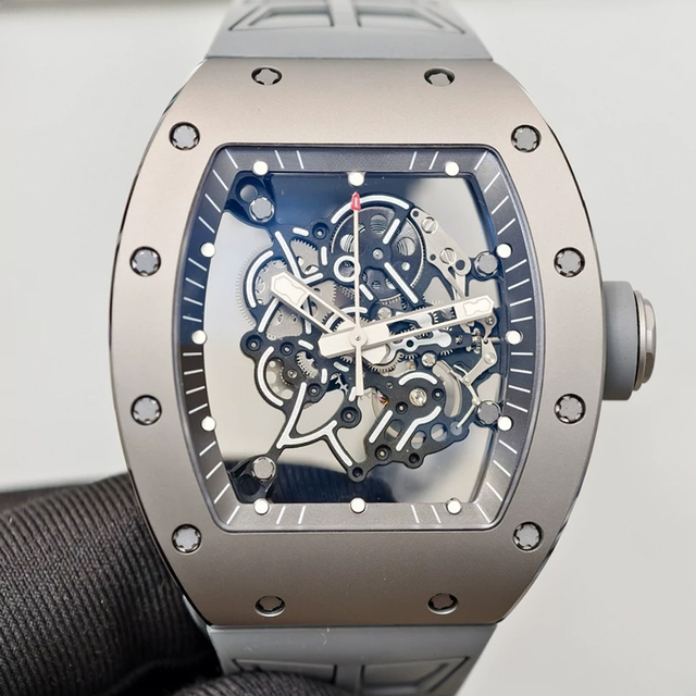 Scratch Resistant Titanium Case Skeletonized Hand Wound Movement Luminous Dial Luxury Men's Casual Mechanical Watch