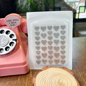 Parches coreanos hidrocoloides impermeables con forma de corazón y purpurina para el <span class=keywords><strong>tratamiento</strong></span> localizado del acné, antiacné, para espinillas y manchas. - Product Image 5