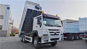 Camion benne SINOTRUK HOWO 6X4 380HP Neuf Euro 2 Diesel Conduite à gauche Caméra arrière à vendre - Product Image 2