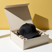 Boîtes d'emballage en carton noir pour casquettes de baseball avec fermeture magnétique personnalisée et logo, vente en gros