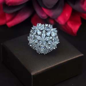 ชุดเครื่องประดับเพชรสังเคราะห์เป็นประกายสำหรับผู้หญิงสีขาวทองสร้อยคอต่างหูแหวนชุดเครื่องประดับงานปาร์ตี้ N-512ของขวัญ - Product Image 4