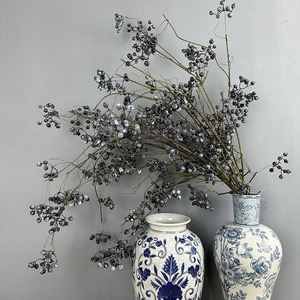 H-1023 Guirlande de fruits artificiels, branches enroulées de baies, bouquet de mariage, longue branche de baies pour décoration de Noël, fleurs rouges - Product Image 3