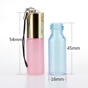 Botellas colgantes en rollo de cristal de color <span class=keywords><strong>perla</strong></span>, con llavero, tapa dorada, Bola de metal, perfume, botella de aceite esencial, 3ml, 5ml - Product Image 5