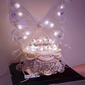 Venta al por mayor de fábrica: Adorno de <span class=keywords><strong>pastel</strong></span> de mariposa de tul con diamantes de imitación y luz LED, decoración de postres para <span class=keywords><strong>cumpleaños</strong></span> y bodas - Product Image 5