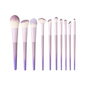 Ensemble de 10 pinceaux de maquillage violets HQ Mixed Proc Discount, poils doux pour poudre, fard à paupières, illuminateur, emballés dans une boîte - Product Image 1