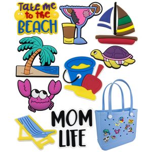 Abalorios con letras deportivas para bolsos Bogg: Fútbol, Béisbol, Sóftbol, Baloncesto, Fútbol Americano, Voleibol – Insertos para decoración de bolsos de playa - Product Image 5