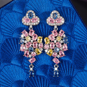 Eleganti Orecchini Pendenti Floreali Colorati per Donne, Orecchini Pendenti 3D con Pietre Scintillanti, Gioielli alla Moda per Feste, Vendita all'Ingrosso - Product Image 2