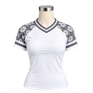 T-shirt en coton noir pour homme de qualité supérieure |   T-shirt basique classique à col rond |   Vêtements essentiels décontractés de luxe minimaliste pour tous les jours - Product Image 1