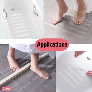 Autocollants antidérapants pour baignoire, sol de douche, escaliers, échelles, bandes antidérapantes pour douche avec raclette - Product Image 6