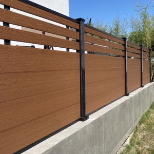 Clôture en bois composite <span class=keywords><strong>180X180</strong></span> Clôture en bois composite pour l'extérieur Clôture en bois composite en plastique pour jardin Clôture en bois composite Extrusion moderne Modèle 3D - Product Image 1