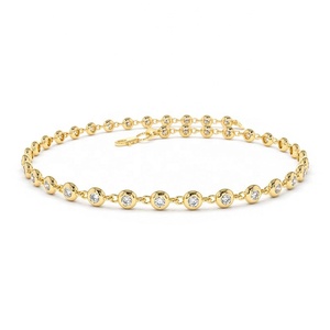Brazalete de Tenis con Incrustaciones de Circonitas Cúbicas en Latón Chapado en Oro de 18k, Ajustable - Product Image 1
