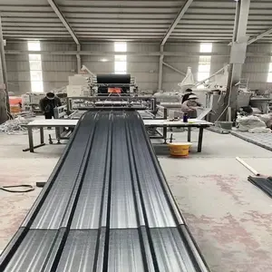 Máquina de fabricación de láminas de techo corrugado de PVC/línea de producción de extrusión de láminas de techo corrugado de plástico UPVC