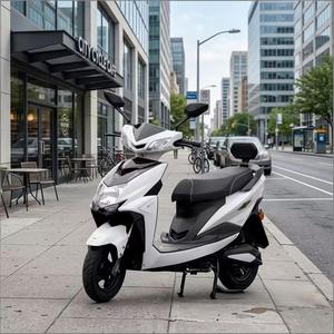 Scooter électrique tout-terrain le plus vendu et le moins cher pour adultes, moteur sans balais 60V 20Ah, autonomie de 50 km sur une seule charge - Product Image 4