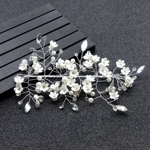 Accesorios de <span class=keywords><strong>Maquillaje</strong></span> de Novia Estilo Coreano, Diadema Hecha a Mano con Flores Blancas y Pedrería, Tocado en Existencia - Product Image 2