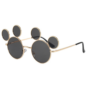 Lunettes de soleil pour enfants, monture intégrale UV400, motif souris à quatre <span class=keywords><strong>yeux</strong></span>, style hip-hop, pour fête et spectacle, vente en gros - Product Image 3