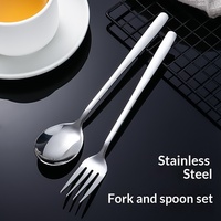 Ensemble de fourchettes et cuillères en acier inoxydable de style occidental - Ustensiles de soupe portables au design coréen pour la restauration domestique et la rentrée scolaire (vente en gros)