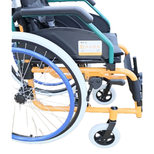 Mobilitätshilfe Leichter Höhenverstellbarer/Fußstützenverstellbarer Aluminium-Legierung Faltbarer Manueller Rollstuhl für Rehabilitation - Product Image 6