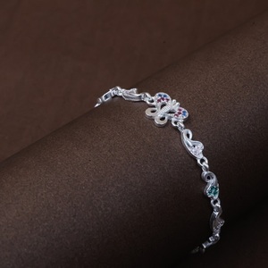 Trendy <b>Silver</b> Bracelet Fashion Jewelry Accessory with Stylish Design <b>for</b> Women <b>Men</b> and Gift Collection - Product Image 1