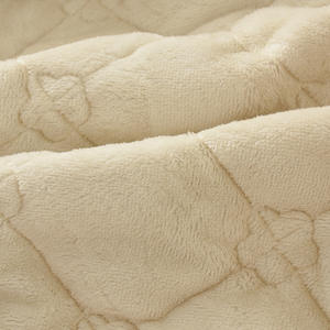 Conjunto de Pijama Acolchado de Tres Capas Color Morado con Pantalones de Algodón, Ropa de Invierno para Mujer, Ropa de Dormir - Product Image 4