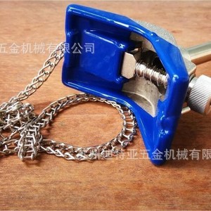 Pince à flacon à maillons ASONE 1-2900-01 pour relier les béchers et les flacons - Product Image 2