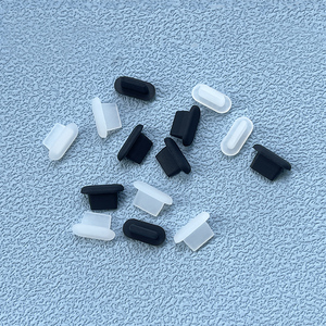 Adaptés aux ports de charge des téléphones mobiles Apple 14/13/<span class=keywords><strong>12</strong></span>/11, bouchons anti-poussière en silicone pour interface <span class=keywords><strong>Lightning</strong></span> <span class=keywords><strong>iPhone</strong></span>, étanches à la poussière et à l'eau - Product Image 2