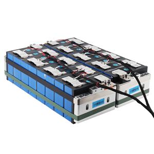 แบตเตอรี่ลิเธียมแบบแท่งปริซึม 310Ah 3.2V 32V สำหรับพลังงานแสงอาทิตย์และเรือเดินทะเล พร้อมอายุการใช้งาน 5000 รอบ และสามารถใช้งานได้ในอุณหภูมิ -20~65 องศาเซลเซียส - Product Image 1
