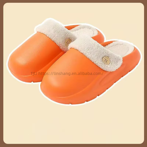 Chaussons en EVA de haute qualité pour filles, chaussons plateforme, chaussons en peluche, chaussons tendance, chaussons d'extérieur avec grande promotion - Product Image 5