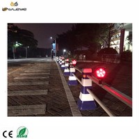 Balise solaire GPS synchronisée avec modes clignotants/synchronisés pour avertisseur de circulation en zone de construction, en matériau PC/ABS, protection IP66