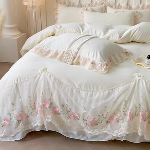 Bộ chăn ga gối đệm phong cách công chúa hoa nhí sang trọng, kiểu dáng mới, bốn món, thêu tay - Product Image 1