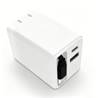 Chargeur mural universel rapide 45W PD QC3.0 USB-C et USB-A avec câble rétractable et prise US pour usage domestique et mobile (vente en gros)
