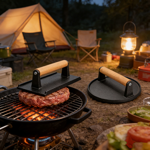 ที่กดเนื้อย่างบาร์บีคิวเหล็กหล่อทรงสี่เหลี่ยมลายสก็อต ไม่มีสารเคลือบผิว ด้ามจับไม้บีช ทำความสะอาดง่าย สำหรับสเต็กและ<span class=keywords><strong>หมู</strong></span>ย่าง - Product Image 6