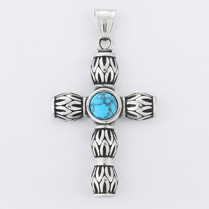 Croix religieuse Jésus Turquoise Anti Non ternissement en acier inoxydable étanche pendentif bijoux de mode colliers pour hommes en gros - Product Image 3