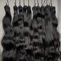 Cheveux bruts alignés sur des cuticules super doublement étirées de haute qualité, cheveux humains brésiliens vierges de qualité 12A, faisceaux de cheveux humains ondulés