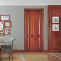 Porte en bois massif de luxe en bois naturel avec porte intérieure en bois massif résidentiel peint pour la maison