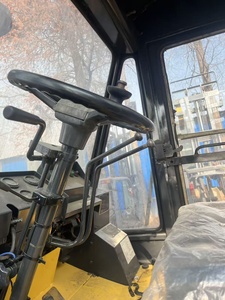 รถยกดีเซล Komatsu FD160 มือสองจากญี่ปุ่น ขับเคลื่อน 4 ล้อ เสากระโดงสามท่อน ยางลม ความสูงยก 3.5 เมตร เครื่องยนต์ Isuzu สำหรับงานก่อสร้างกลางแจ้ง - Product Image 6