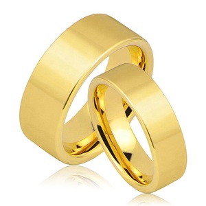 Anello Nuziale Semplice e Piatto in Titanio e Acciaio Inossidabile Dorato per Uomo - Product Image 2