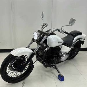 Yamaha Drag Star 400 d'<span class=keywords><strong>occasion</strong></span>. Importé, état neuf. V-twin d'origine, transmission par arbre, cruiser rétro classique. Spécifications complètes d'usine. - Product Image 2
