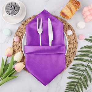 Venta al por mayor de servilletas de cóctel negras personalizadas, gasa de algodón y poliéster satinado, logotipo impreso para bodas, cenas, fiestas, decoraciones de mesa - Product Image 1