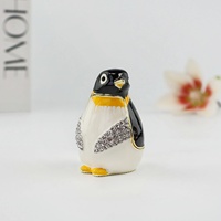 SHINNYGIFTS Boîte à Bijoux Miniature en Métal, Figurine de Pingouin Émaillée Peinte à la Main, Plaqué Or Traditionnel, Incrustation de Strass